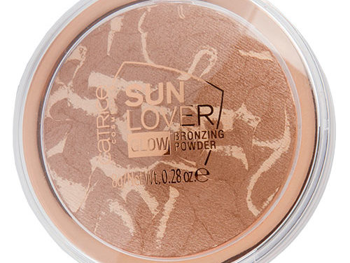 Пудра компактная для лица `CATRICE` SUN LOVER с эффектом загара