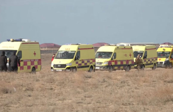 Пострадавших в авиакатастрофе граждан Азербайджана доставляют в Баку