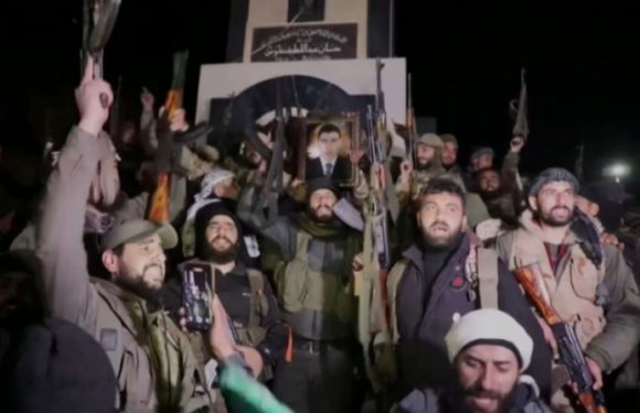 Reuters: сирийские повстанцы взяли под контроль Дамаск и заявили о свержении режима Б. Асада