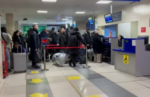 СК РФ завел уголовное дело после крушения самолета в Актау