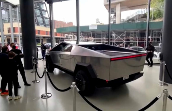 Tesla отозвала 700 тысяч автомобилей из-за неисправности в системе контроля