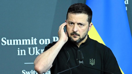 Зеленский: У Киева нет сил вернуть Крым и Донбасс