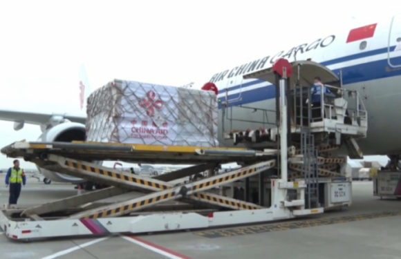 35 тонн гуманитарной помощи из Китая доставили в Вануату