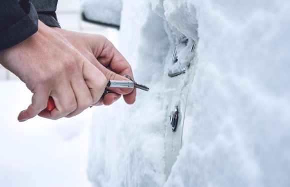 How to open a frozen car