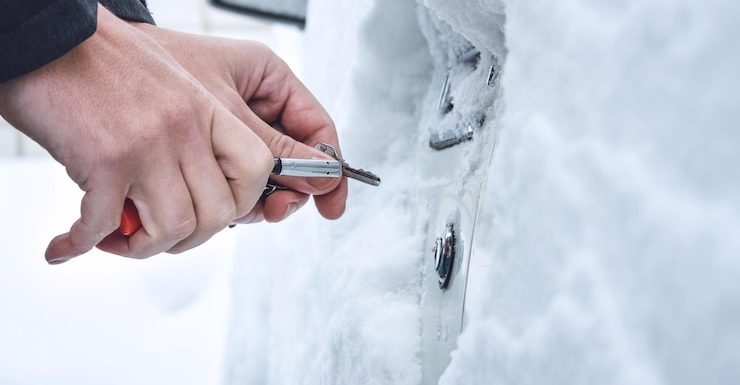 How to open a frozen car