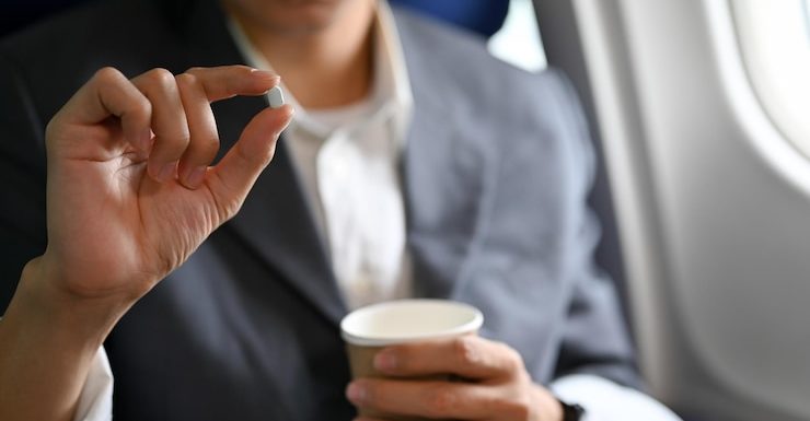 10 правил этикета на борту самолета