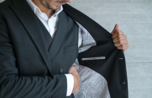 How to fold a suit jacket