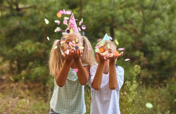 How to entertain children