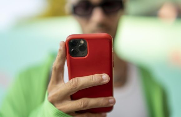 Iphone 7 red