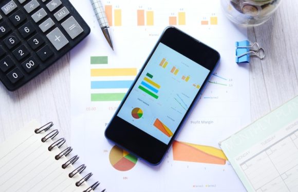 Strategy analytics best selling smartphones