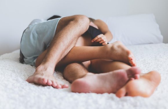 7 best threesome sex positions