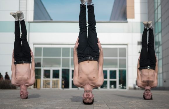 Pushup to balance complex