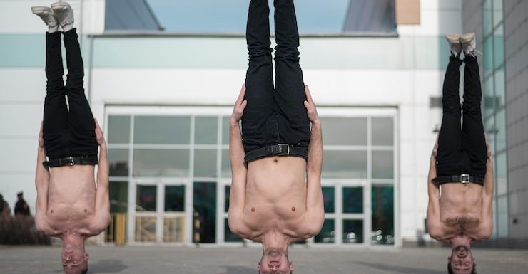 Pushup to balance complex
