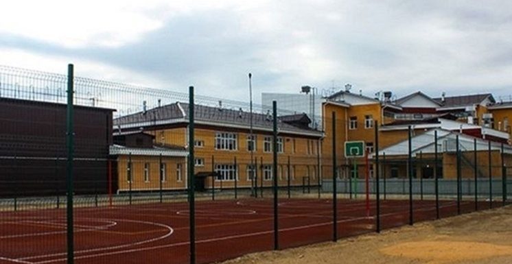 Учитель подрался с учеником в российской школе