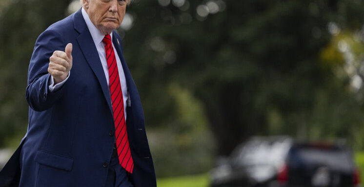 Трамп похвастался, что США стали богатейшей страной в мире