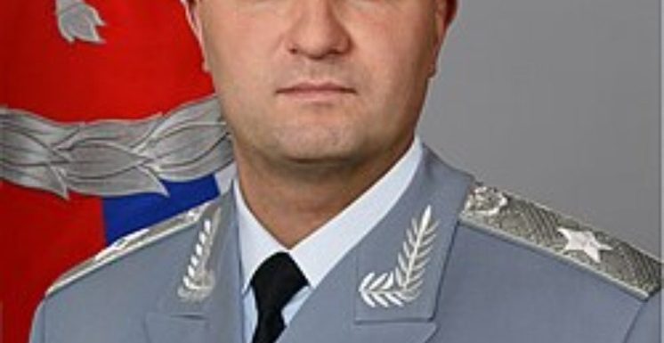 Отец экс-замминистра просит сохранить подаренную технику