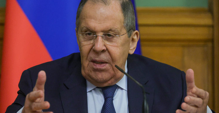 Лавров объяснил, в каком статусе Москва видит Украину