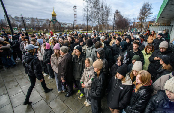 Выжившая в страшном ДТП в Ревде школьница Лиза сделала первые шаги