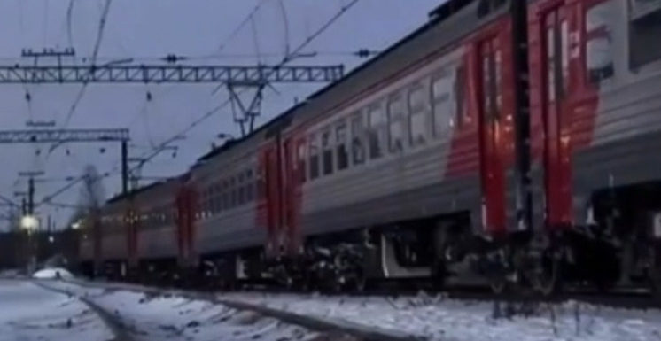 Двое монтеров насмерть сбиты поездом в Подмосковье