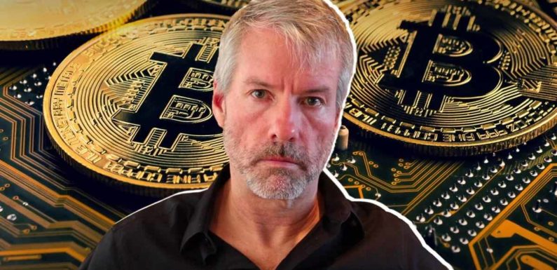 Майкл Сэйлор готов покупать биткоины после резкого падения его цены
